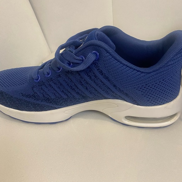 Mishansha sneakers, blue size 8. Never worn like new biking, hiking walk… - Picture 3 of 9